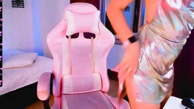 Image 8 of angelina_bigass_dl Stream on Chaturbate on 14 months ago