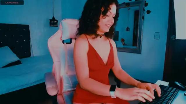 Image 11 of angelina_bigass_dl Stream on Chaturbate on 13 months ago