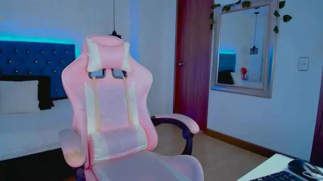 Image 4 of angelina_bigass_dl Stream on Chaturbate on 13 months ago