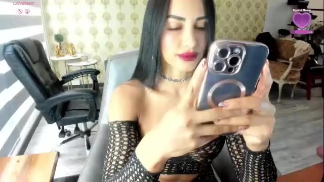 Image 2 of angelina_class_7 Stream on Chaturbate on 4 days ago