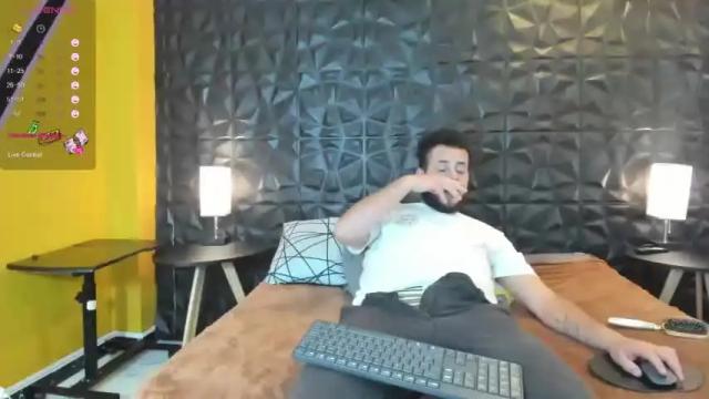 Image 4 of angelina_francesco Stream on Chaturbate on 13 months ago