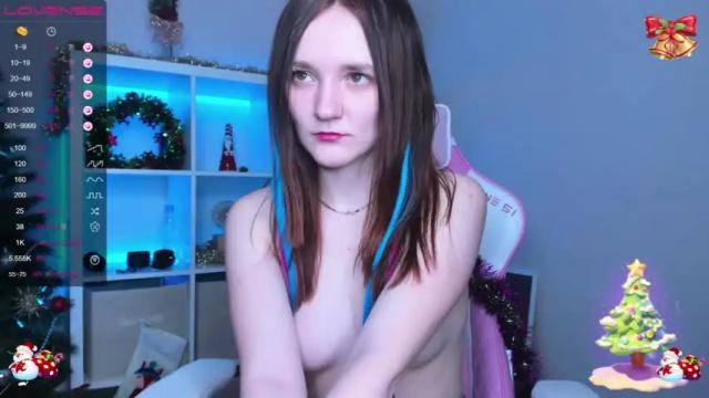 Image 4 of angelinarhihleil Stream on Chaturbate on 16 months ago