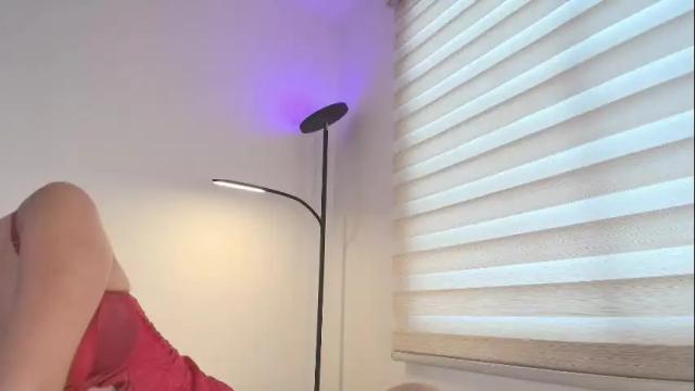 Image 7 of angelinarosss_ Stream on Chaturbate on 1 month ago