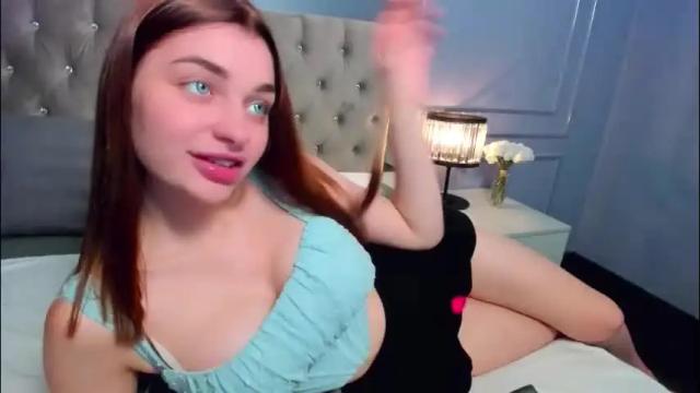 Image 8 of angelinawett Stream on Chaturbate on 2 months ago