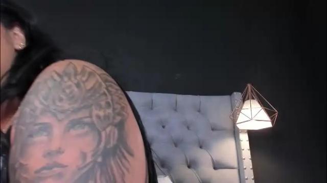 Image 11 of angeline_blake Stream on Chaturbate on 3 months ago