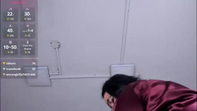 Image 11 of angeline_blake Stream on Chaturbate on 2 months ago