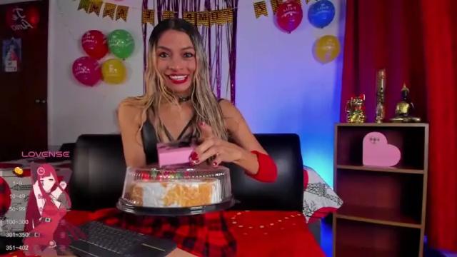 Image 3 of angeline_focus Stream on Chaturbate on 13 months ago