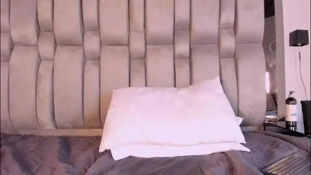 Image 6 of angelineheet Stream on Chaturbate on 1 month ago