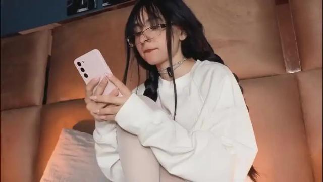 Image 2 of angelinepossy Stream on Chaturbate on 20 days ago
