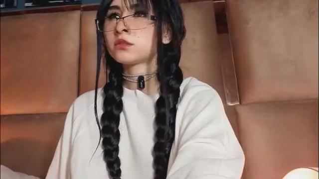 Image 8 of angelinepossy Stream on Chaturbate on 20 days ago