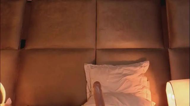 Image 2 of angelinepossy Stream on Chaturbate on 1 month ago