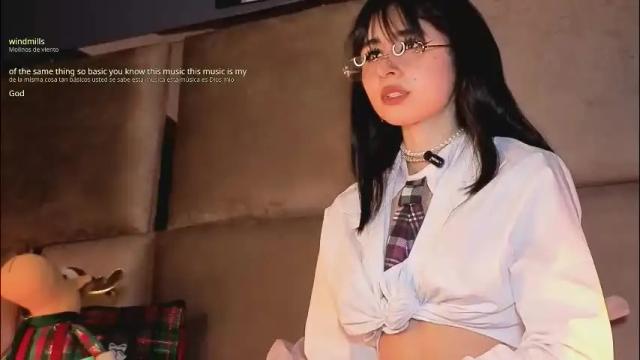 Image 7 of angelinepossy Stream on Chaturbate on 25 days ago