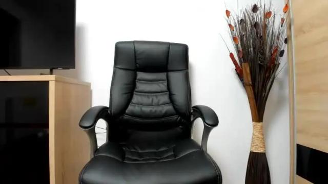 Image 8 of angell6969 Stream on Chaturbate on 15 months ago