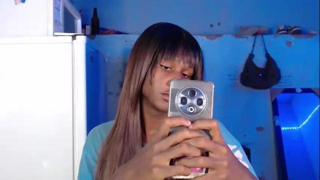 Image 2 of angell_dustt Stream on Chaturbate on 1 month ago