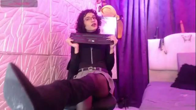 Image 7 of angellike_doll Stream on Chaturbate on 1 month ago