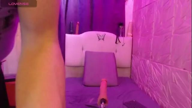 Image 3 of angellike_doll Stream on Chaturbate on 1 month ago