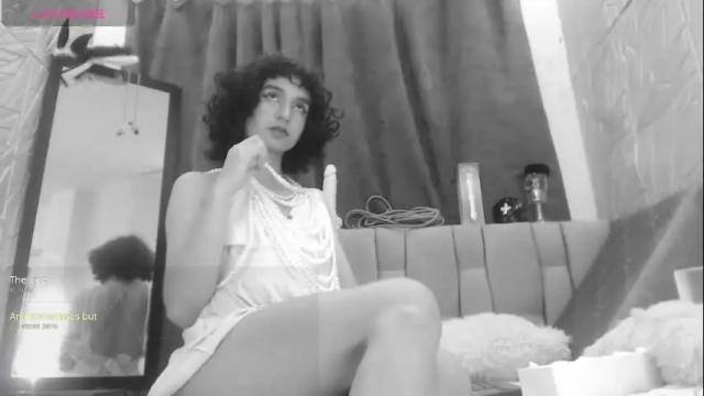 Image 12 of angellike_doll Stream on Chaturbate on 1 month ago