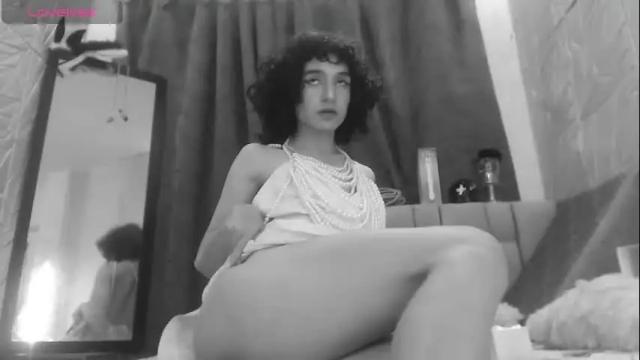 Image 8 of angellike_doll Stream on Chaturbate on 1 month ago