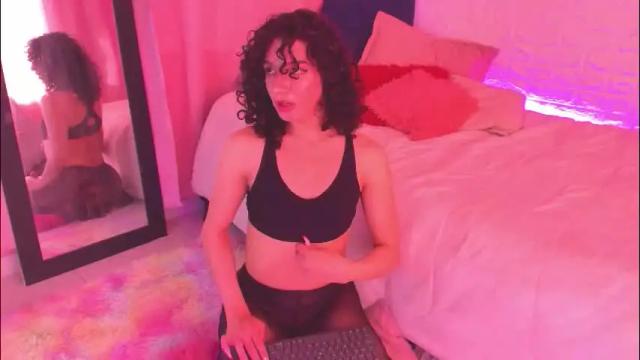 Image 7 of angellike_doll Stream on Chaturbate on 24 days ago