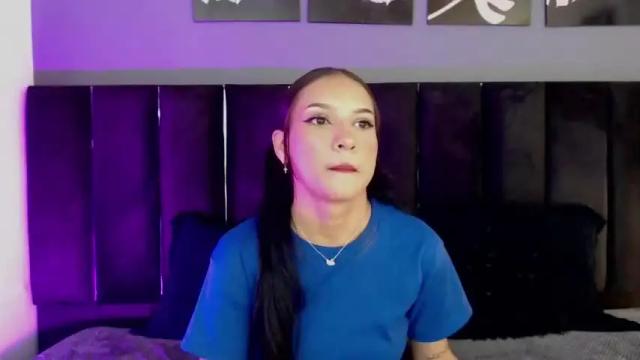 Image 8 of angelly_pink18 Stream on Chaturbate on 15 months ago