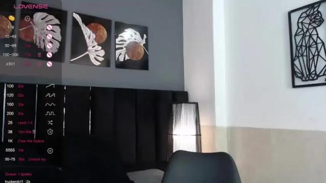 Image 12 of angelly_pink18 Stream on Chaturbate on 15 months ago