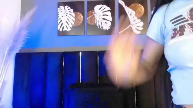 Image 2 of angelly_pink18 Stream on Chaturbate on 15 months ago