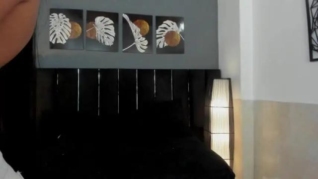 Image 4 of angelly_pink18 Stream on Chaturbate on 14 months ago