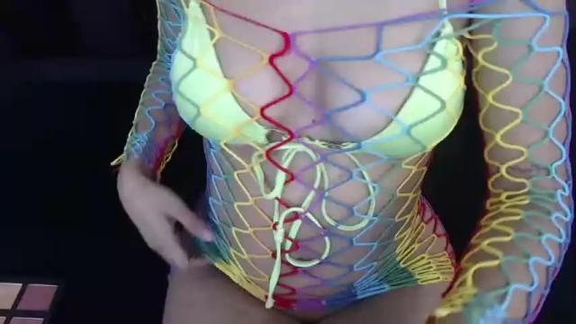 Image 4 of angelly_pink18 Stream on Chaturbate on 14 months ago