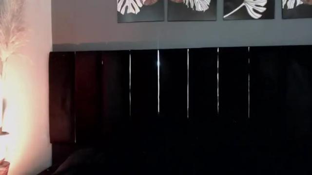 Image 2 of angelly_pink18 Stream on Chaturbate on 14 months ago