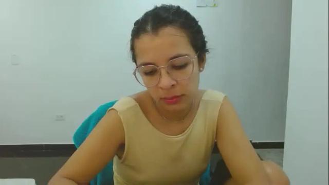 Image 2 of angelmei Stream on Chaturbate on 4 months ago