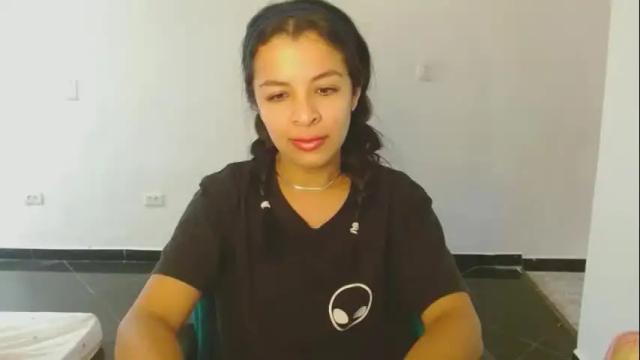 Image 4 of angelmei Stream on Chaturbate on 3 months ago