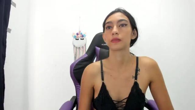 Image 4 of angelmiller_1 Stream on Chaturbate on 14 months ago