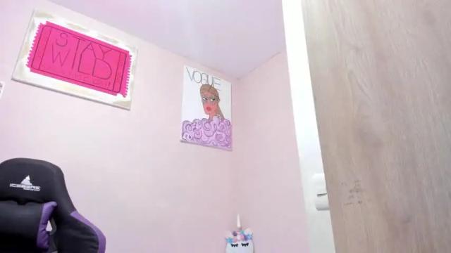 Image 12 of angelmiller_1 Stream on Chaturbate on 13 months ago