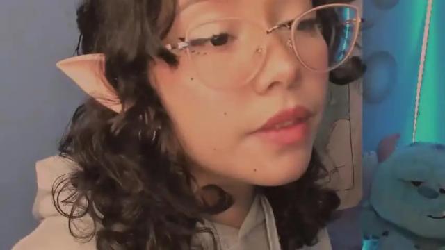 Image 4 of angelmoouth Stream on Chaturbate on 20 months ago