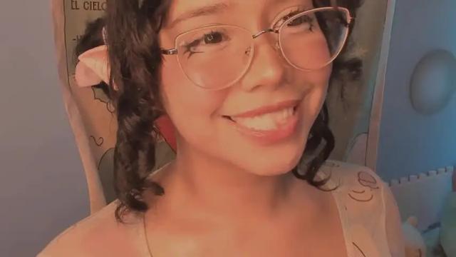 Image 11 of angelmoouth Stream on Chaturbate on 20 months ago