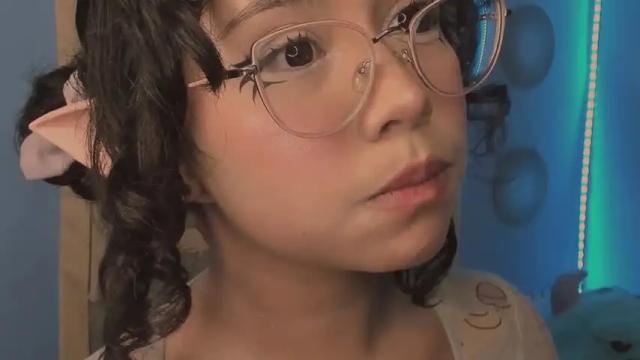 Image 4 of angelmoouth Stream on Chaturbate on 20 months ago