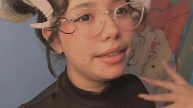 Image 8 of angelmoouth Stream on Chaturbate on 19 months ago