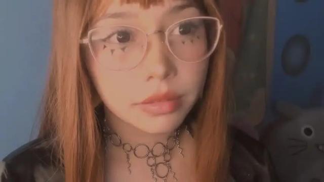 Image 3 of angelmoouth Stream on Chaturbate on 17 months ago
