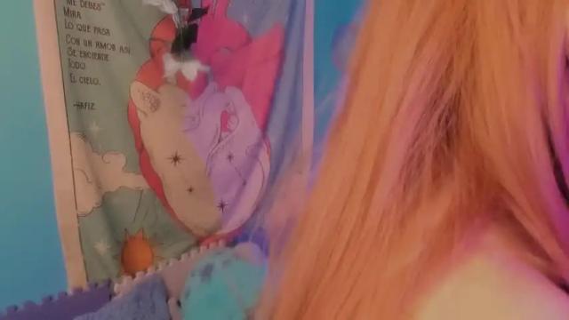 Image 8 of angelmoouth Stream on Chaturbate on 15 months ago