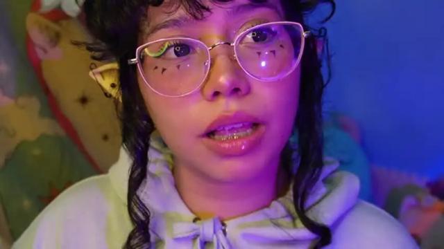 Image 10 of angelmoouth Stream on Chaturbate on 13 months ago