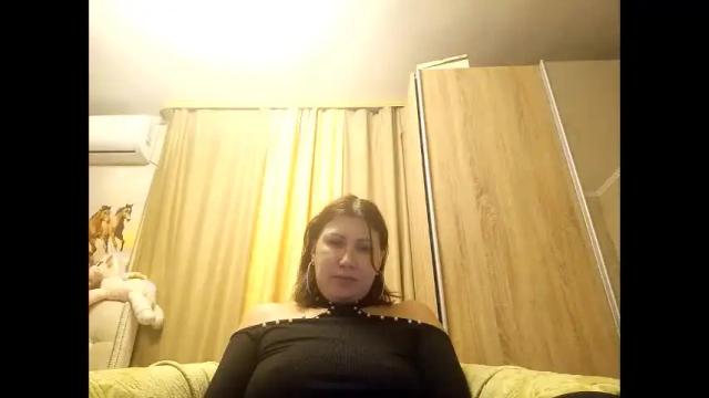 Image 10 of angelo4ek_olya Stream on Chaturbate on 1 month ago