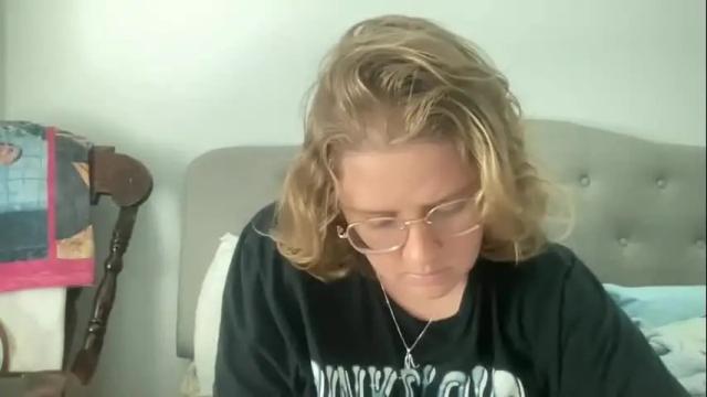 Image 12 of angeloflight273360 Stream on Chaturbate on 16 days ago