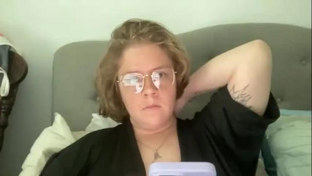 Image 12 of angeloflight273360 Stream on Chaturbate on 1 month ago