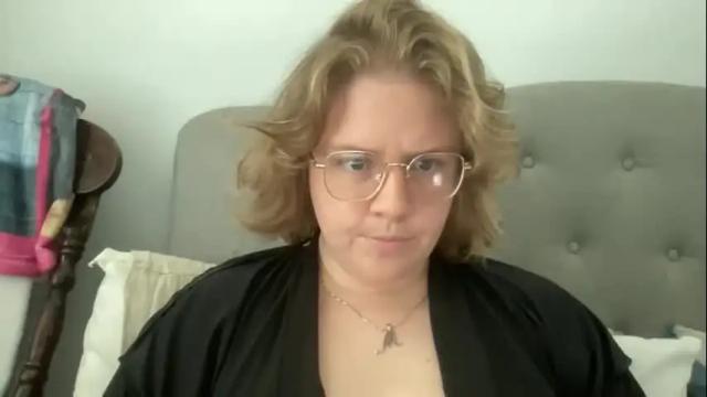 Thumbnail 3, angeloflight273360's Stream at Chaturbate, 1 month ago