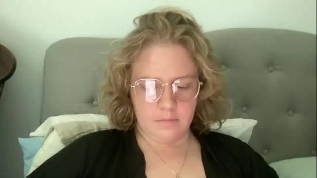 Image 4 of angeloflight273360 Stream on Chaturbate on 23 days ago