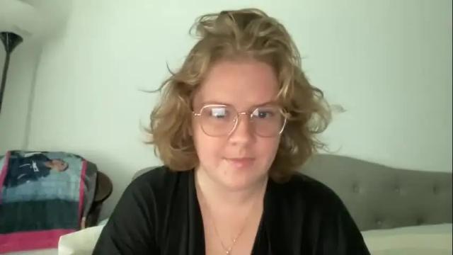 Image 2 of angeloflight273360 Stream on Chaturbate on 12 days ago