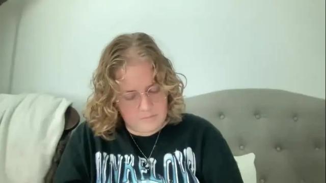 Image 7 of angeloflight273360 Stream on Chaturbate on 2 months ago