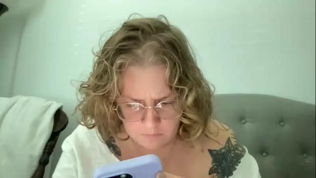 Image 7 of angeloflight273360 Stream on Chaturbate on 1 month ago