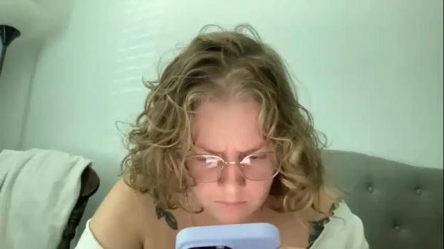 Thumbnail 3, angeloflight273360's Stream at Chaturbate, 1 month ago