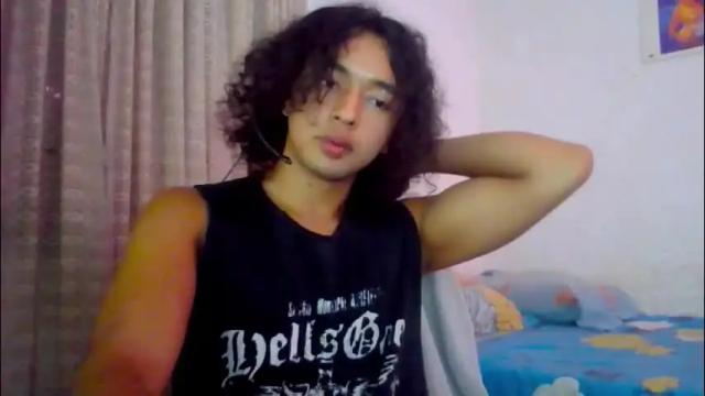 Image 4 of angelsdustxxx Stream on Chaturbate on 29 days ago